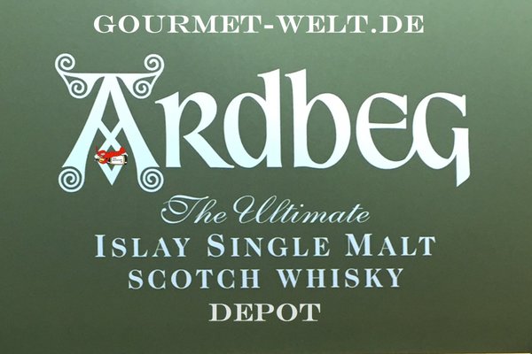 Islay Single Malt Scotch Whisky "25 Years Old" - Ardbeg